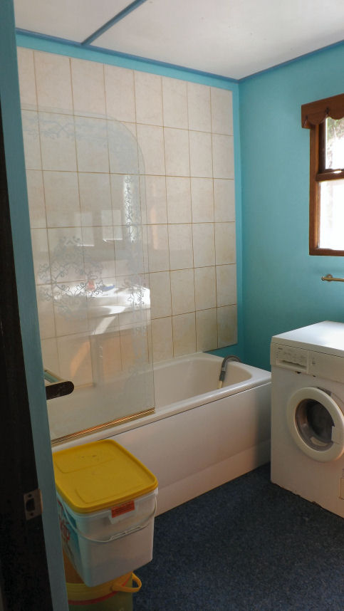 Bathroom/Toilet